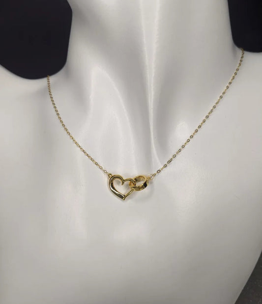 Pure 18ct gold link heart necklace